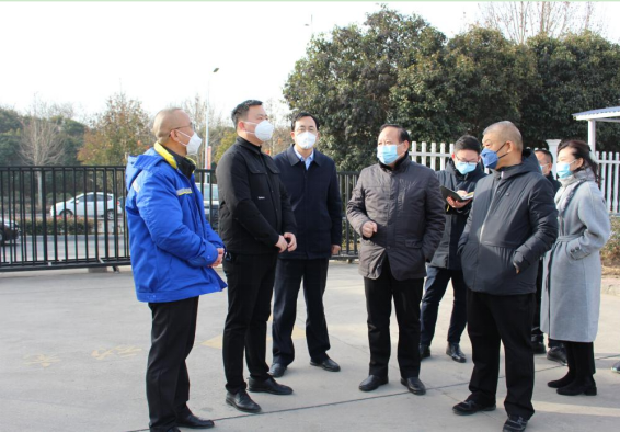 鹤壁天伦燃气公司迎接市城市管理局局长吴福生调研燃气安全工作(图1)